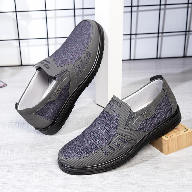 New Fashionable Cloth Shoes for Men Breathable Men's Single Shoes Soft Soled Non Slip Casual Oversized Shoes