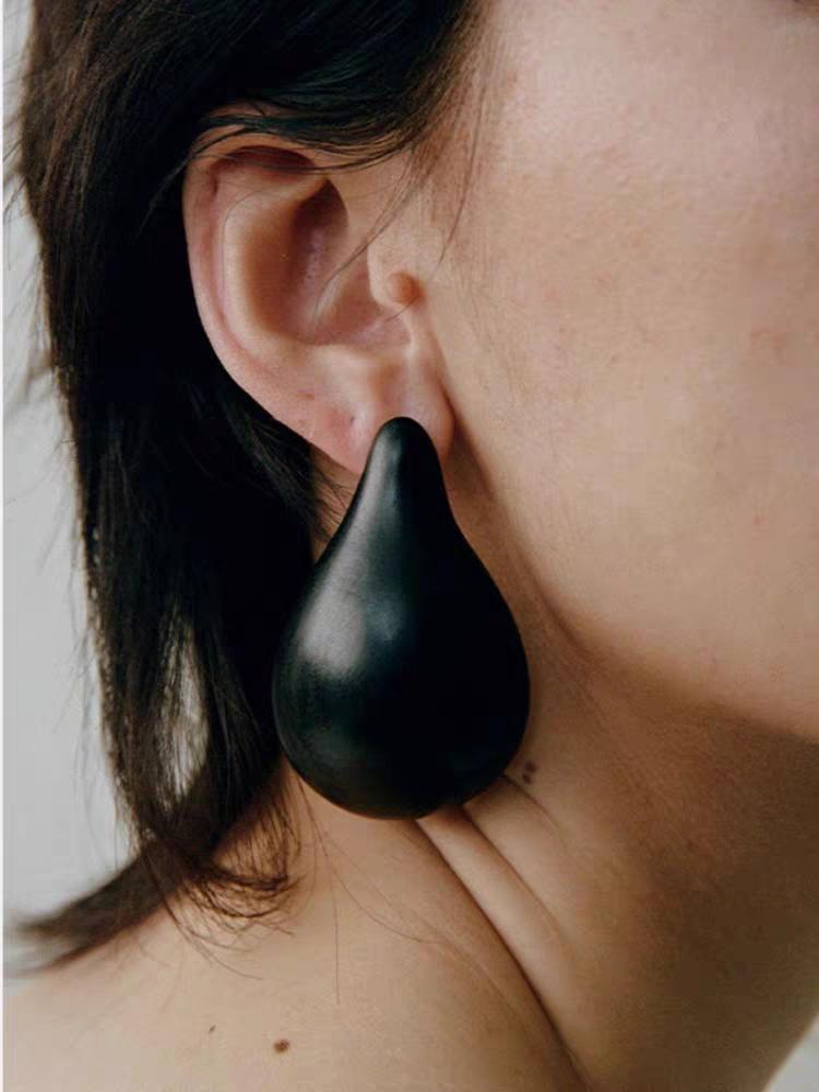 Xiaoyao Fruit Series Jewelry: Gourd & Ebony Boxwood Rope Buckle Pendant Necklace with High-End Earrings – Versatile Women's Accessories.