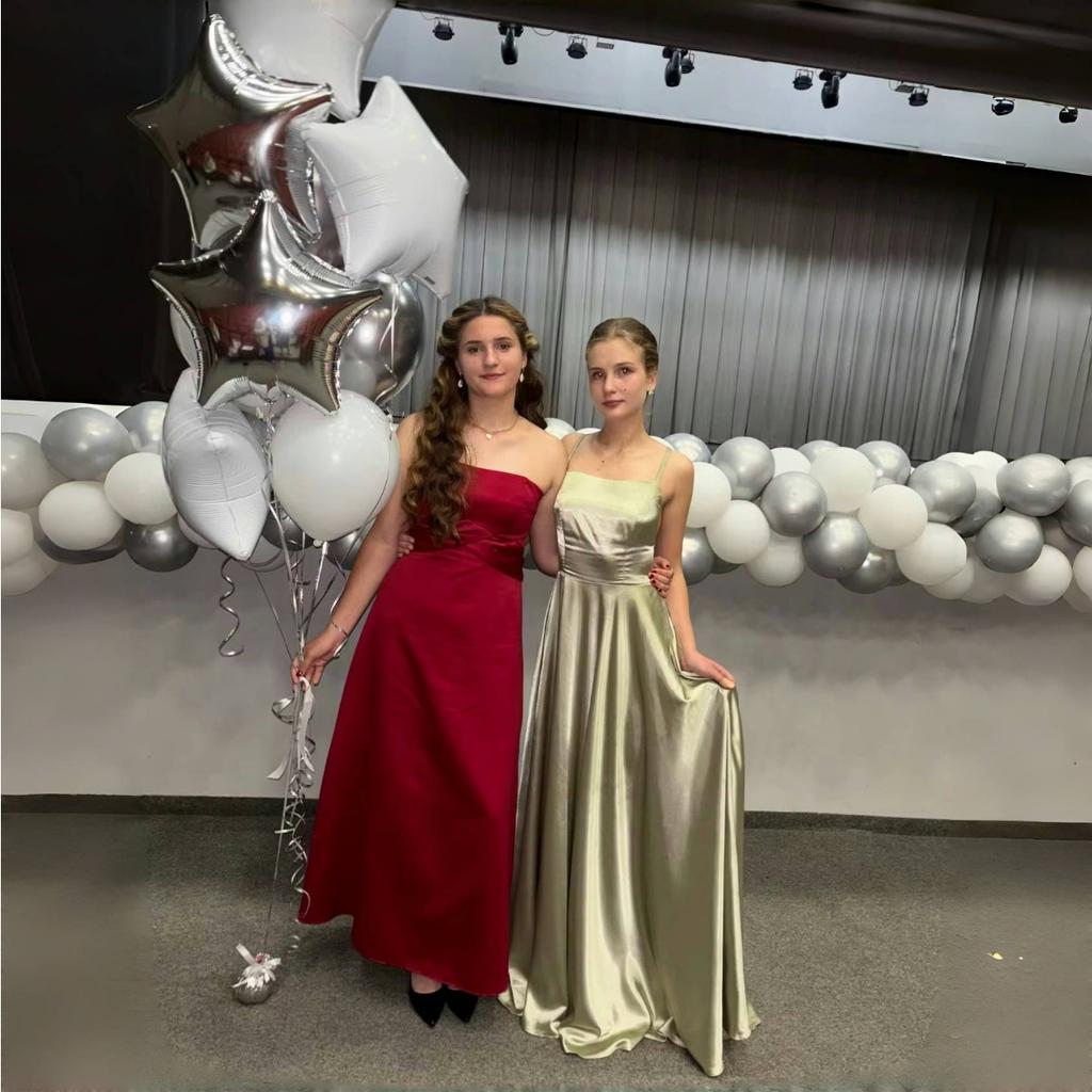 LYRIA Burgundy Satin Beach Maxi Women Dress for Christmas Sexy Side Slit Adjustable Straps Evening Prom Dress Cheap Bridesmaid Dresses