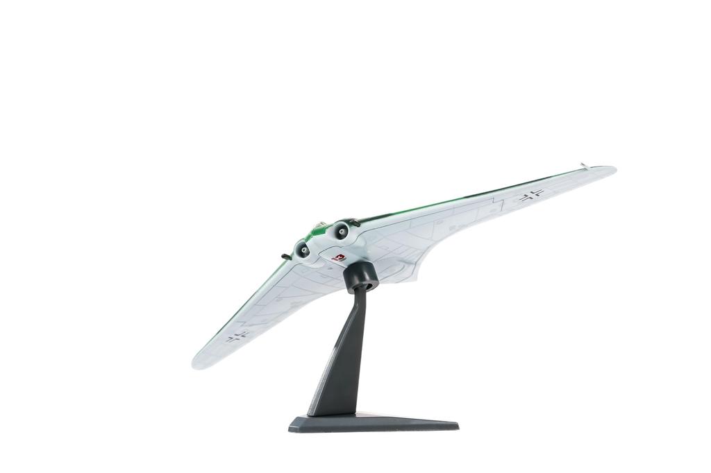 DENYI Scale Fighter Horten Ho 229 Go 229 Flying Wing Miracle of the Empire Series Plastic Model 1/144 Plane, A-0 A-0 Fighter-bomber, 1, Pre-painted,