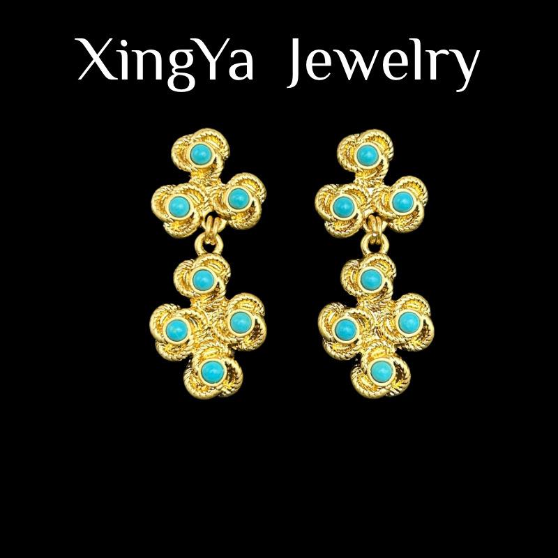 Vintage Gold Wire Three-dimensional Flower Two-color Optional Temperament Sweet Earrings
