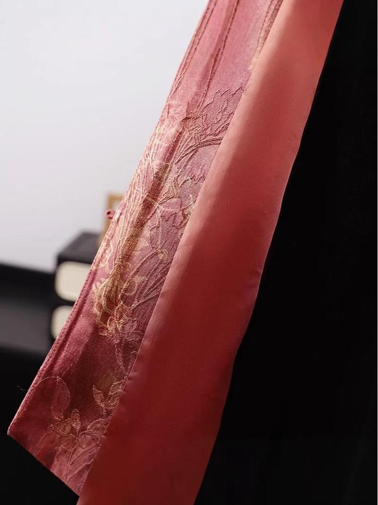 2026 Spring High-End Chinese Jacquard Vest Suit: Light Luxury Mother's Wear