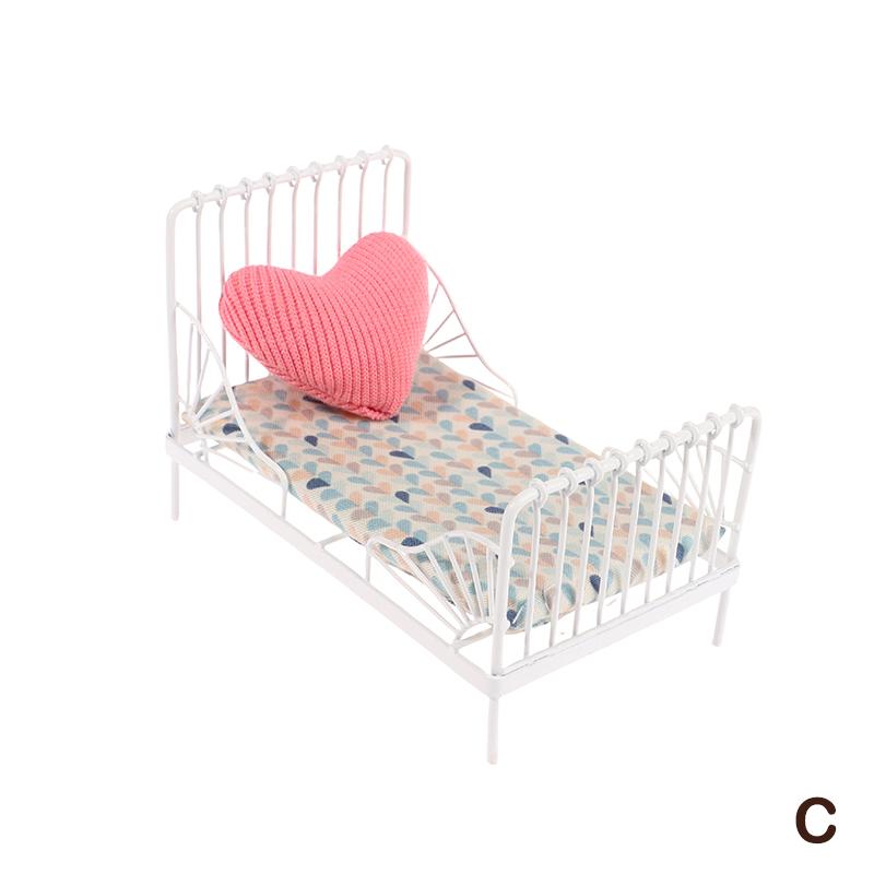 1:12 Dollhouse Mini European Iron Bed Cradle Bed Cushion Mattress Bedroom Decor