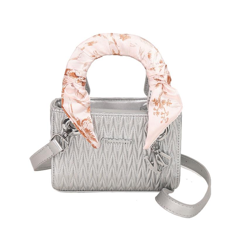 New Diamond Embroidery Thread New Trendy Fashion Shoulder Messenger Bag Portable Silk Scarf Princess Diana Bag