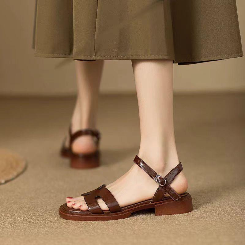 2025 Summer Fashion High and Thin Comfortable Sandals Women's French Simple Elegant Low Heel Leak Toe Roman Sandals