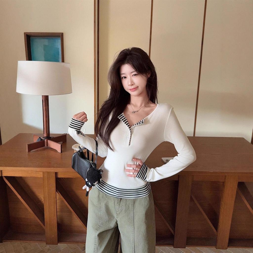 Women's Autumn Slim-Fit Versatile Color-Blocked Long-Sleeve Fake Two-Piece Top