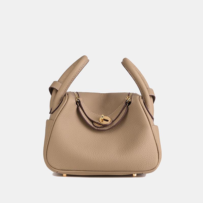 

2024 Spring Summer New Fashion Versatile Soft Leather Doctor Bag Soft Leather Women s Bag Trendy Single Shoulder Crossbody Handbag Pillow Bag Elephant Gray Small Size
