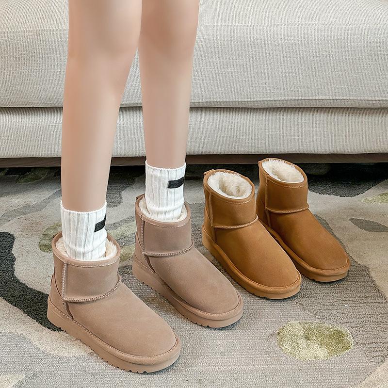 Augustus Snow Boots Women's Autumn and Winter 2025 New Fleece Thickened Outer Wear Flat-soled Cotton Shoes Platform Bread Shoes