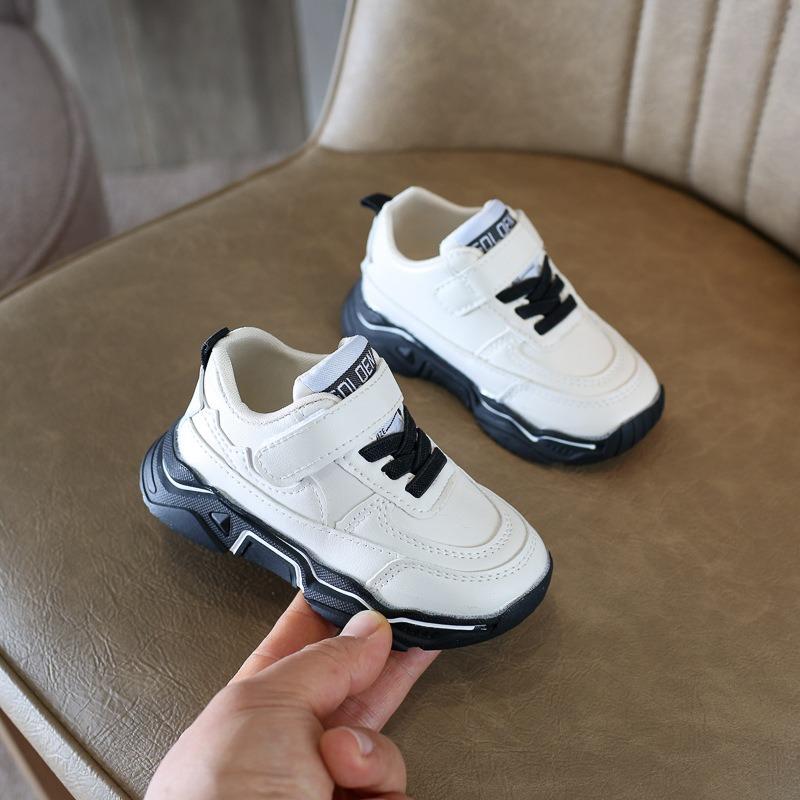 Mädchen Sportschuhe Herbst und Winter Neue Mode Kinderschuhe Koreanische Version Jungen Samt Zwei Baumwoll Baby Schuhe Trend Großhandel