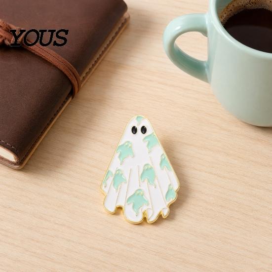 Halloween Pin Ghost Enamel Brooch, Cute Brooch Pin, Cartoon Funny Fashion Little Trendy Accessories for Bag Jacket Backpack Hat Pant Clothes