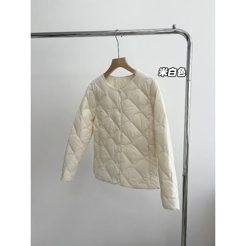 Autumn and Winter Down Jackets Women's Light and Thin Round Neck Liners Can Be Stacked with White Duck Down Short Coats