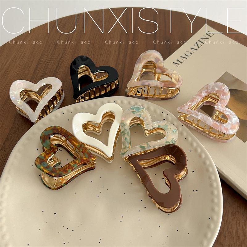 High-End Women's Heart-Shaped Hair Claw - Small Elegant Half-Up Clip for High Ponytails, 2024 Fashion Accessory