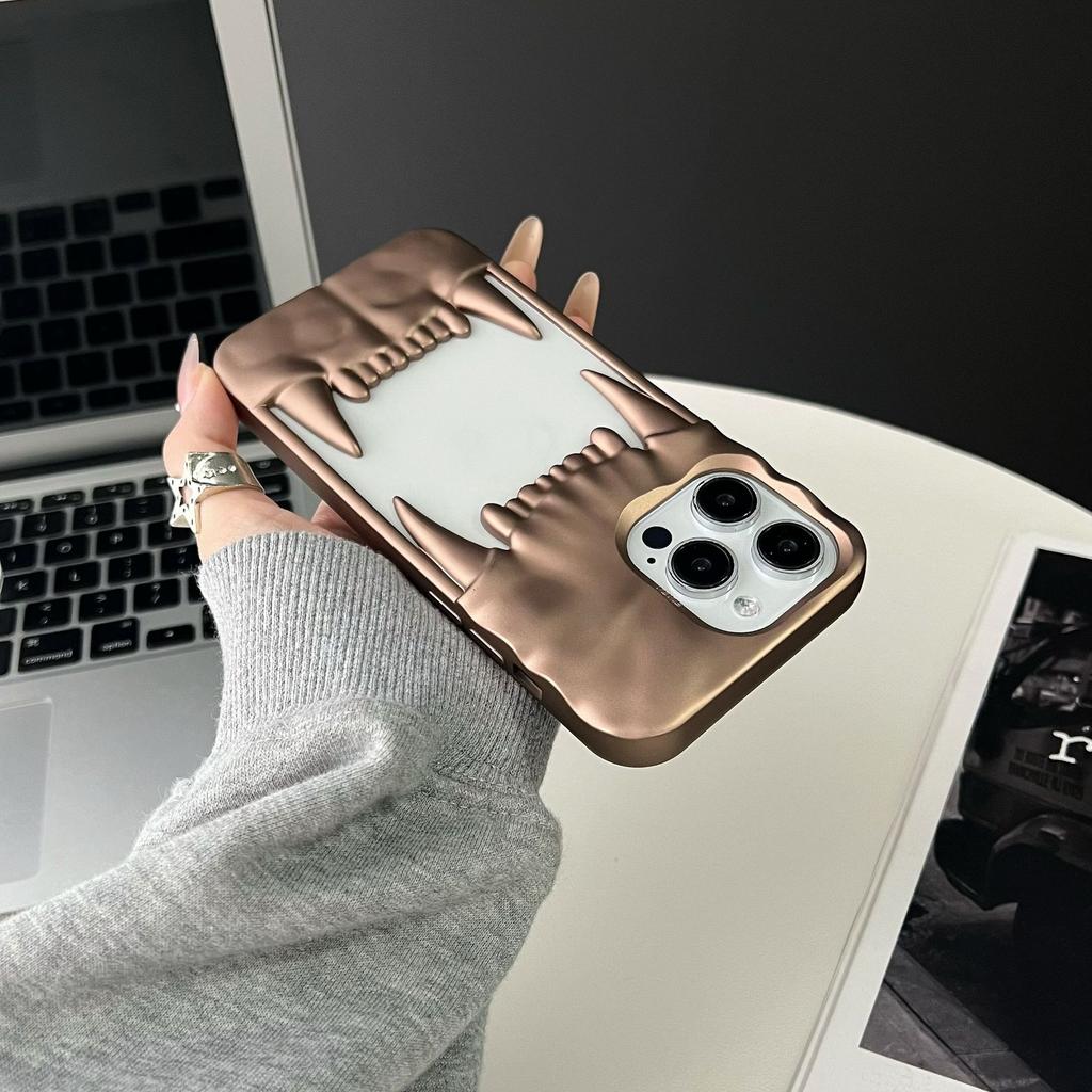 Suitable for IPhone16promax, Hollowed-out Pleated Tiger Tooth Matte Phone Case, Apple 15 Protective Case