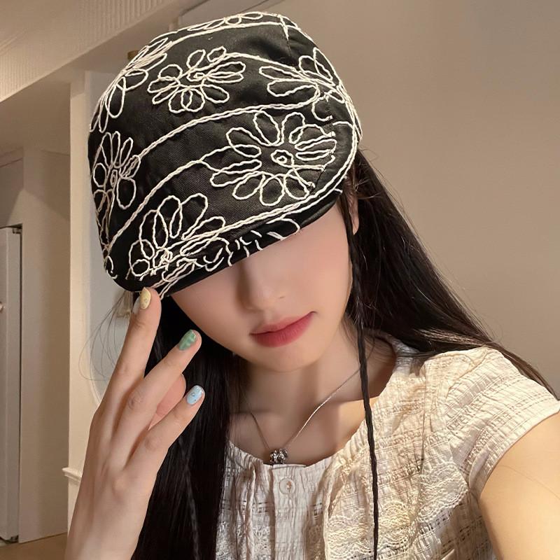 Vintage Korean Stylish Floral Embroidered Beret Hat For Summer Unisex Design