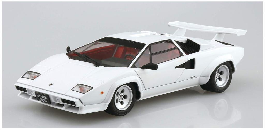 Aoshima Bunka Kyozaisha The Supercar Series 1985 Lamborghini Countach 5000QV Plastikový model 1/24 č.9