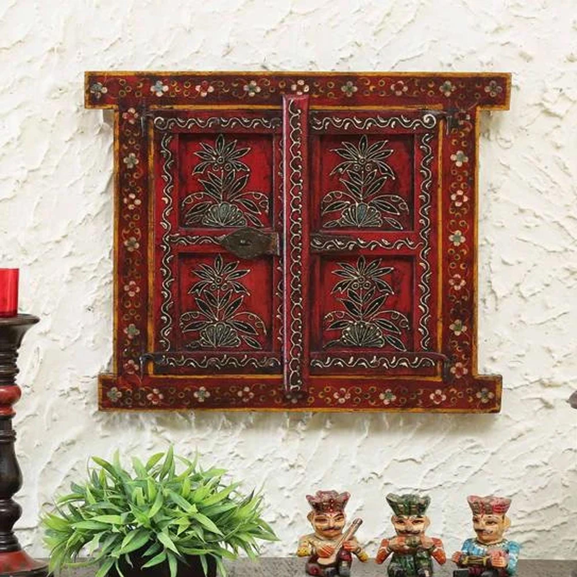 Red Jharokha Window: Hand-Painted Indian Wall Decor разноцветный
