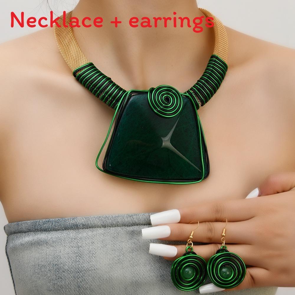 And Resin Plastic Jewelry Set With Large Gemstones And Elegant Water Chain For Fashion Fans