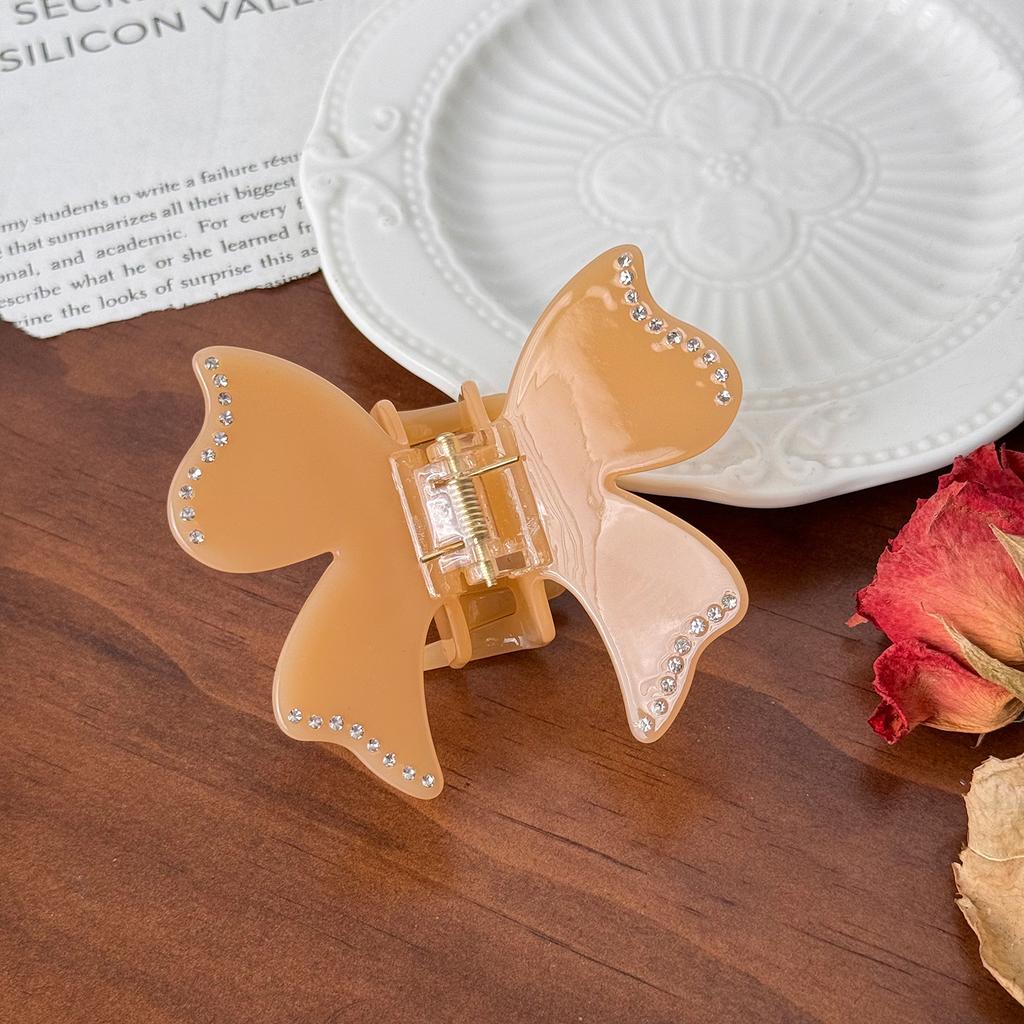 Butterfly Design Luxurious Hair Claw Clip For Women Attractive Versatile Fashionable Accessory