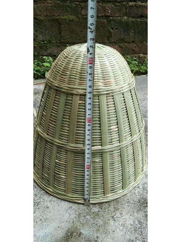 Handmade Bamboo Bee Catcher: Weaving Trap & Attracting Cage, Breathable Design