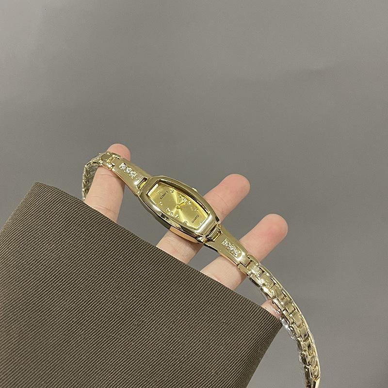 Fashion Oval Diamond Niche Watch Women S Watch Bracelet Watch Women S Watch Quartz Watch