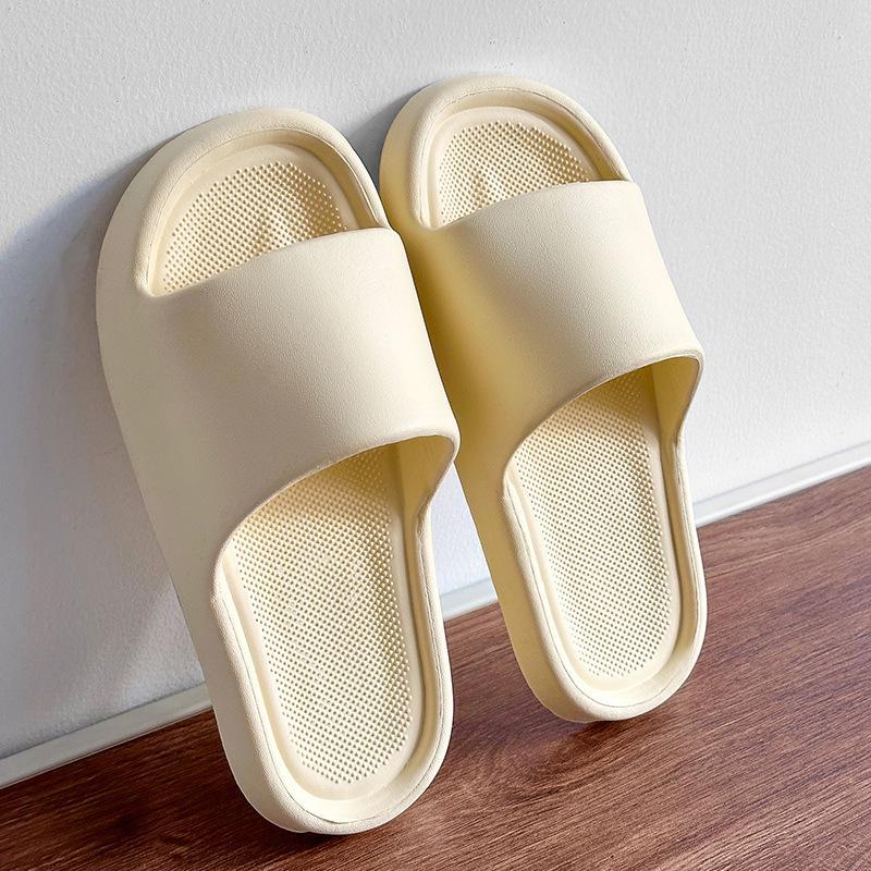 

Однотонные шлепанцы на толстой подошве: Удобные домашние тапочки на лето 36-37 жёлтый