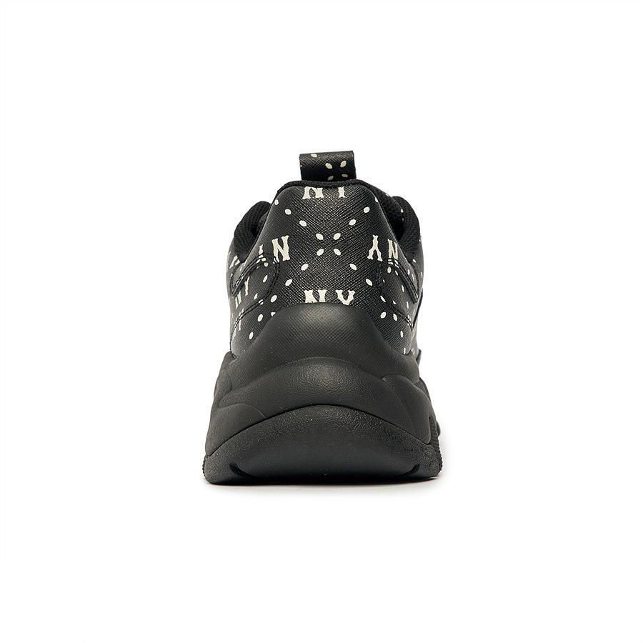 Mlb Big Ball Chunky Saffiano Diamond Monogram Ny (Black)
