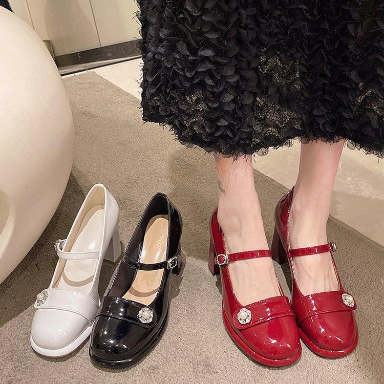 

2025 Spring and Autumn Coarse Heel Shoes Temperament Pearl Retro Mary Jane Shoes Round Head Shoes Children s Versatile Shoes New 39 красный