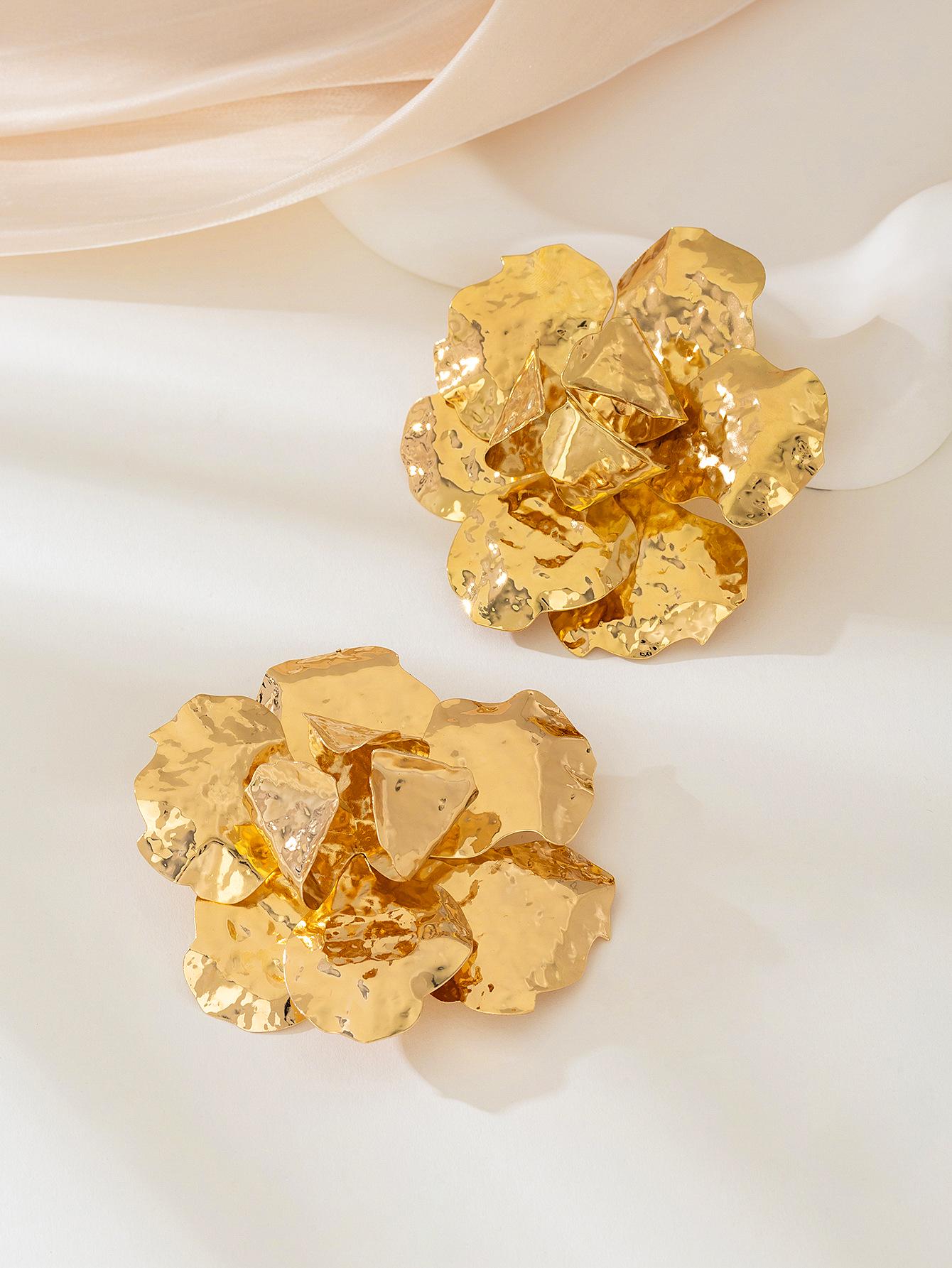 Серьги-гвоздики в стиле ретро с цветами: Золотой 3D Цветочный Неправильный Геометрический Дизайн для Женщин золотой