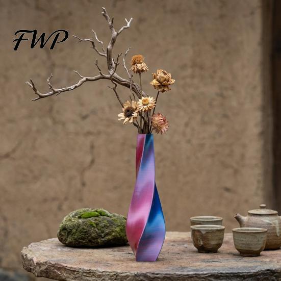 Niche Style Vase 3D Printed Twisted Silk-Like Minimalist Flower Arrangement Holder Nordic Seamless Container Decorative for Coffee Table Shelf Office