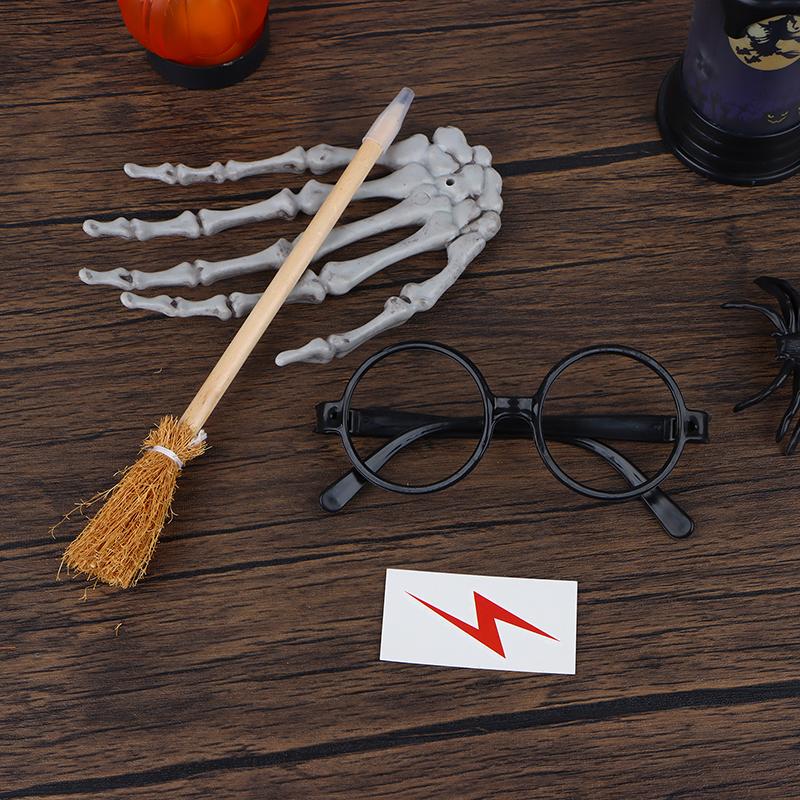 45 ks/sada Tužky na hůlky Tetovací samolepky Smeták a brýle Čarodějnické párty dárky Čarodějské hůlky Tématické párty potřeby