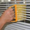 1 limpador de vidros de microfibra portátil - recolhe facilmente o pó, limpa persianas, alças incluem uso no quarto