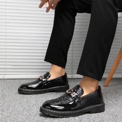 Mode Herren Freizeitschuh Runde Zehenpartie Schwarz Herren Lederschuhe Rutschfest und Wasserdicht Bequemer Slipper Neu Designer Luxus Sale Pu