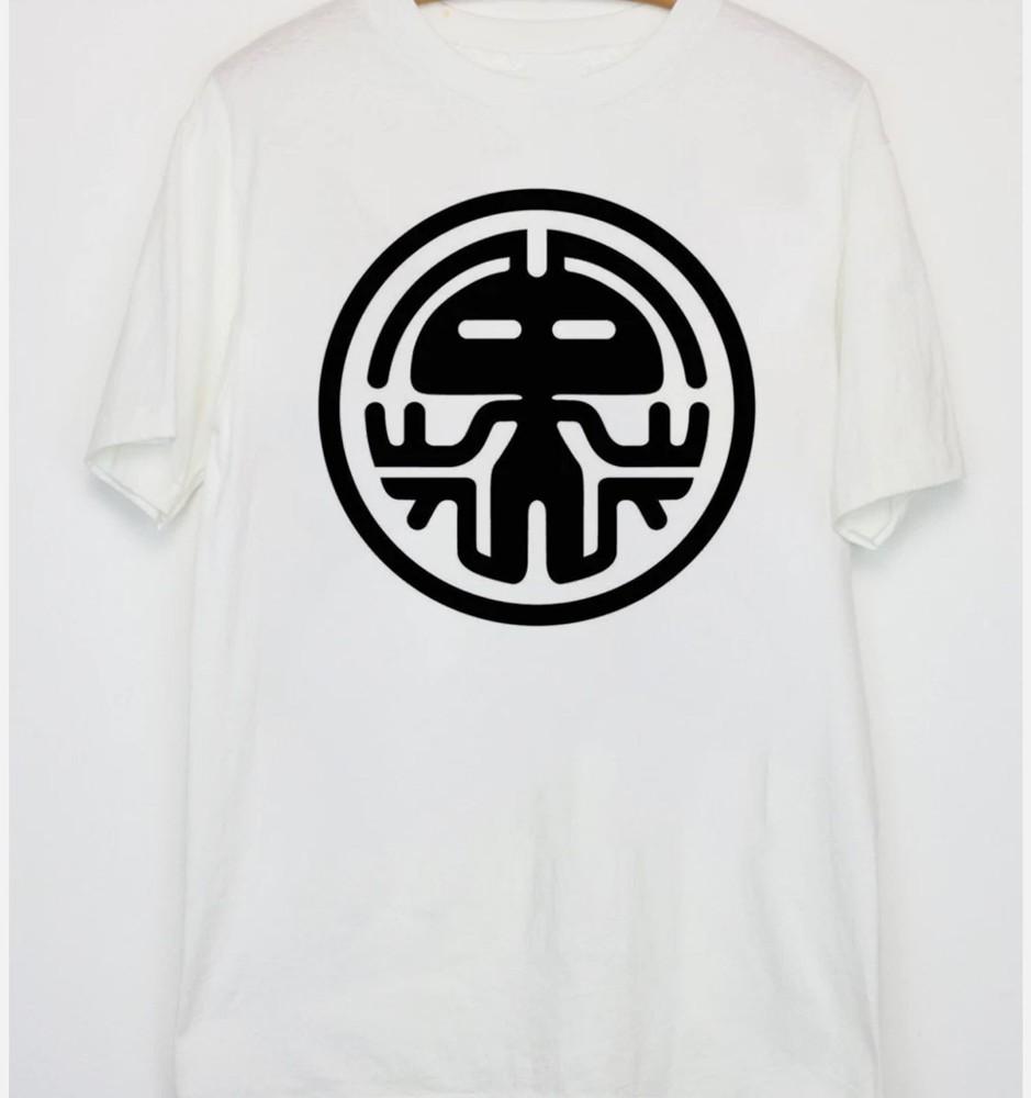 

Футболка белая с ЛОГОТИПОМ группы Rabbit in the Moon Унисекс Все размеры 3XL