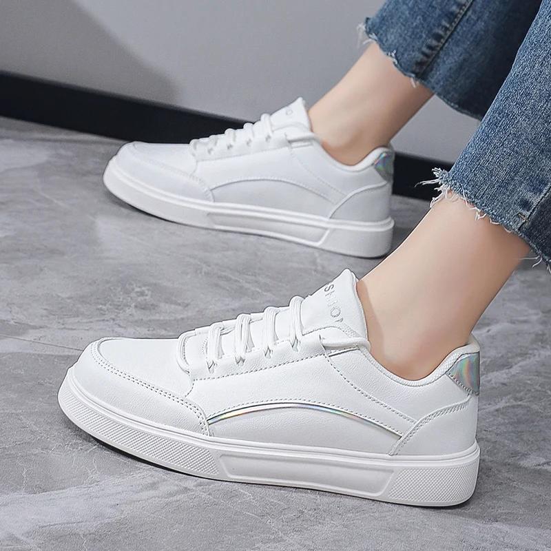 Mode NEU Frühling Herbst Luxus Lässig Leder Weiße Sneaker Mädchen Damen Flache Plateau Schuhe Designer Mode Laufschuhe für Frauen