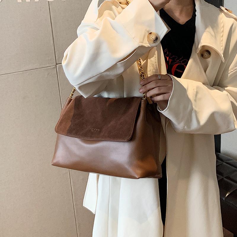 Soft PU Leather Totes Bag New Women's Golden Chains High Quality Large Capacity One Shoulder Bag Solid Versatile Crossbody Bag