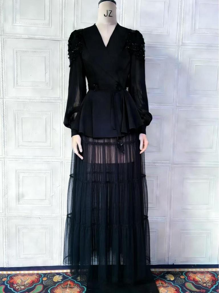 Robe de soirée élégante à col en V plissée Automne/Hiver 2026: Design Européen Long et Élégant