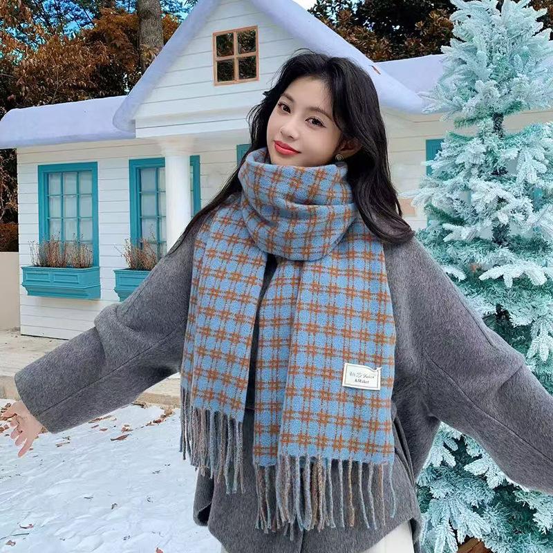 Plaid scarf women's autumn and winter new Korean thickened British style shawl high-end atmosphere warm scarf