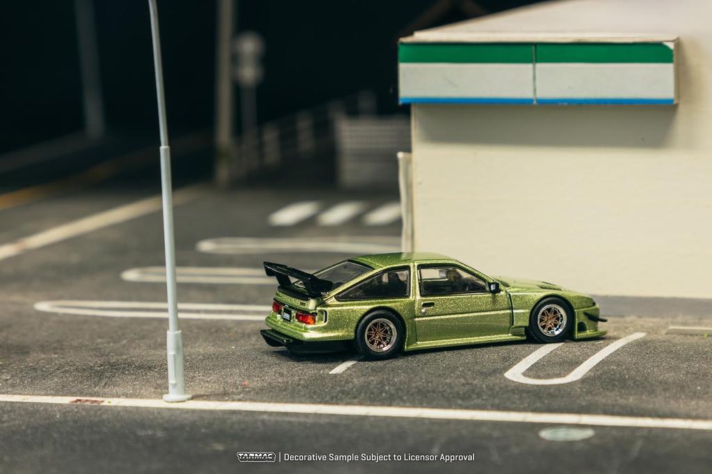 Speedmaster Japan TARMACWORKS Scale Toyota Sprinter Trueno AE86 Widebody Green Finished Model 1/64 (T64G-060-GR)