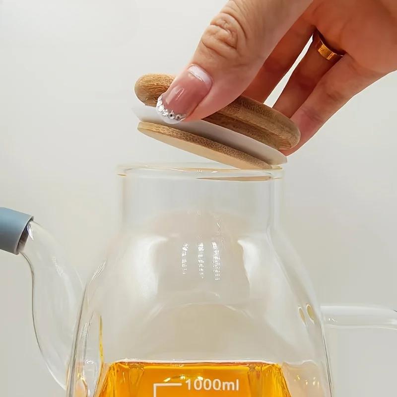 Kitchen Large Capacity Oil Bottle Soy Sauce Seasoning Bottle High Temperature Resistant Material With Bamboo Cover
