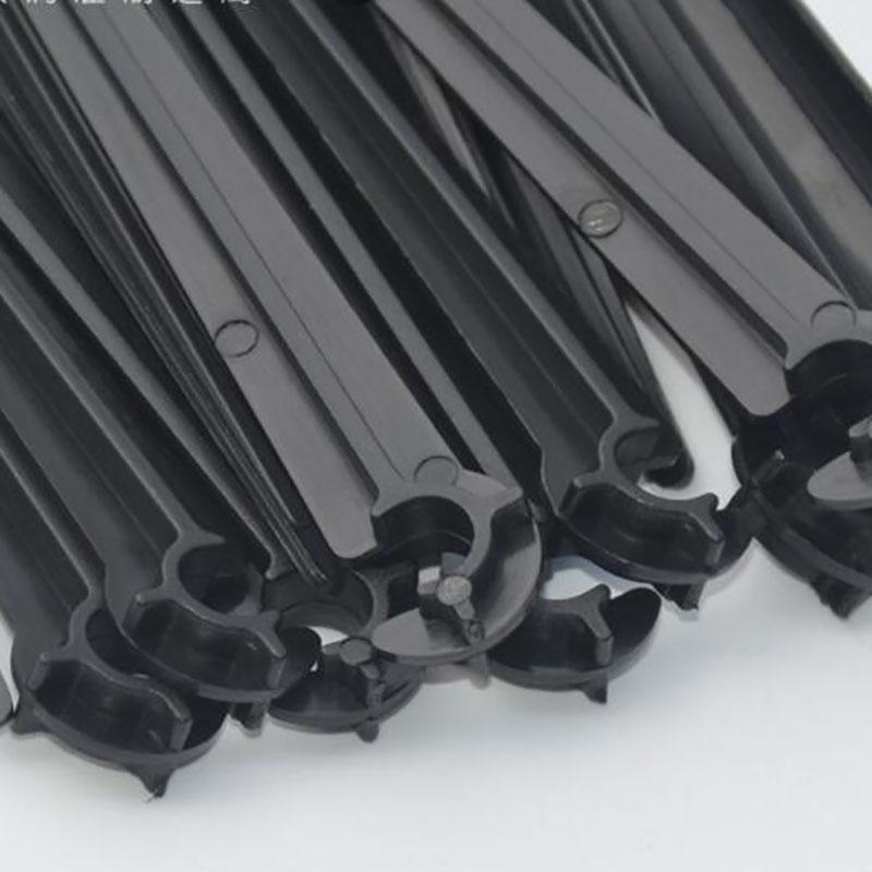 Tvar C 4/7mm trubka Pevný držák 1/4" zahradní hadice kapací závlaha podpěrné kolíky zavlažování kapkovač držák postřikovače
