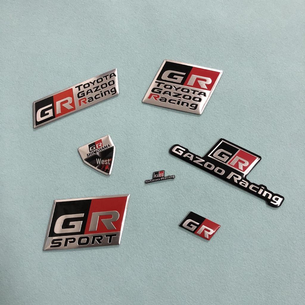 Toyota GAZOO Racing Metallaufkleber-Set: Lenkrad-, Seiten- und Dekorationsaufkleber mit GR-Logo