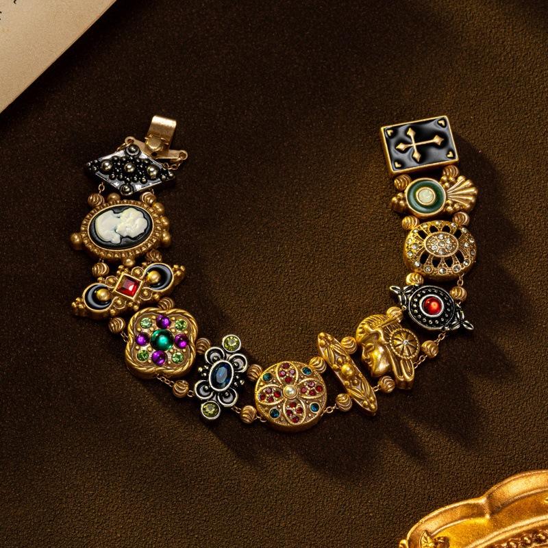 Винтажный браслет-гвоздик в придворном стиле с универсальным темпераментом и индивидуальностью для женщин