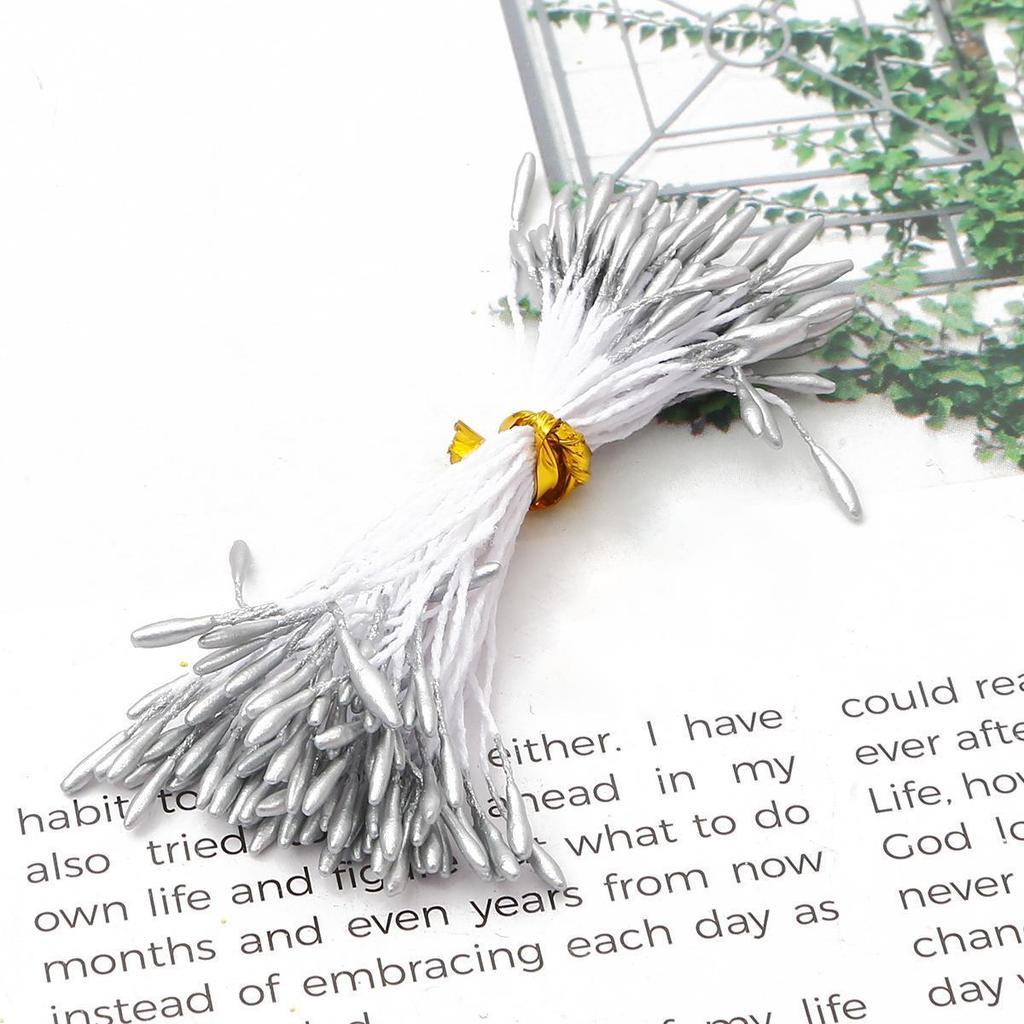 90-Piece Silver Chiffon Flower Stamens & Tinsel Berries DIY Craft Set