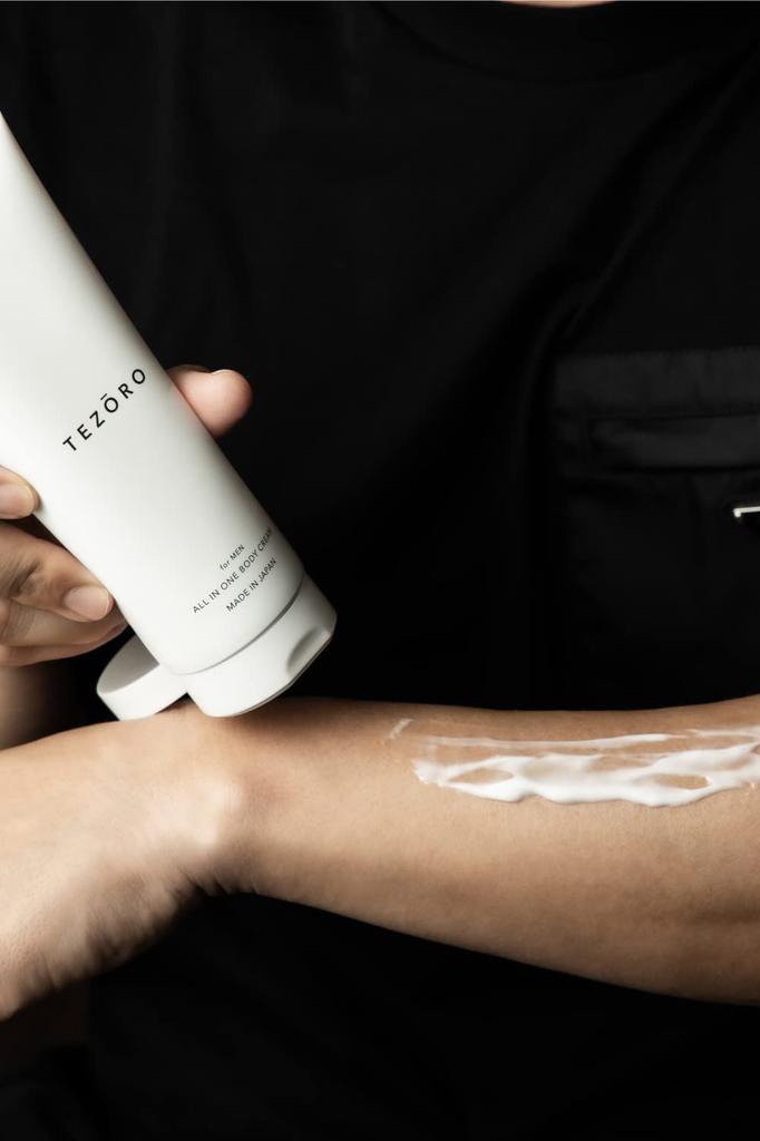 TEZORO Body Cream 200g Human Stem Cell Extract Diet Ingredients Aging Care Drying Moisturizing Wrinkle Improvement Spot Prevention Lotion Emulsion