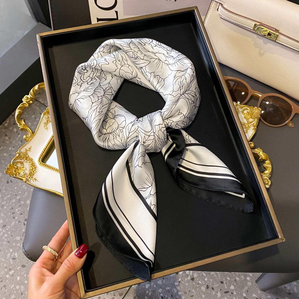 70 cm Beržų Miško Šilko Mišinio Šalikas: Moteriška pavasario/vasaros kvadratinė skarelė aliejinės tapybos stiliumi