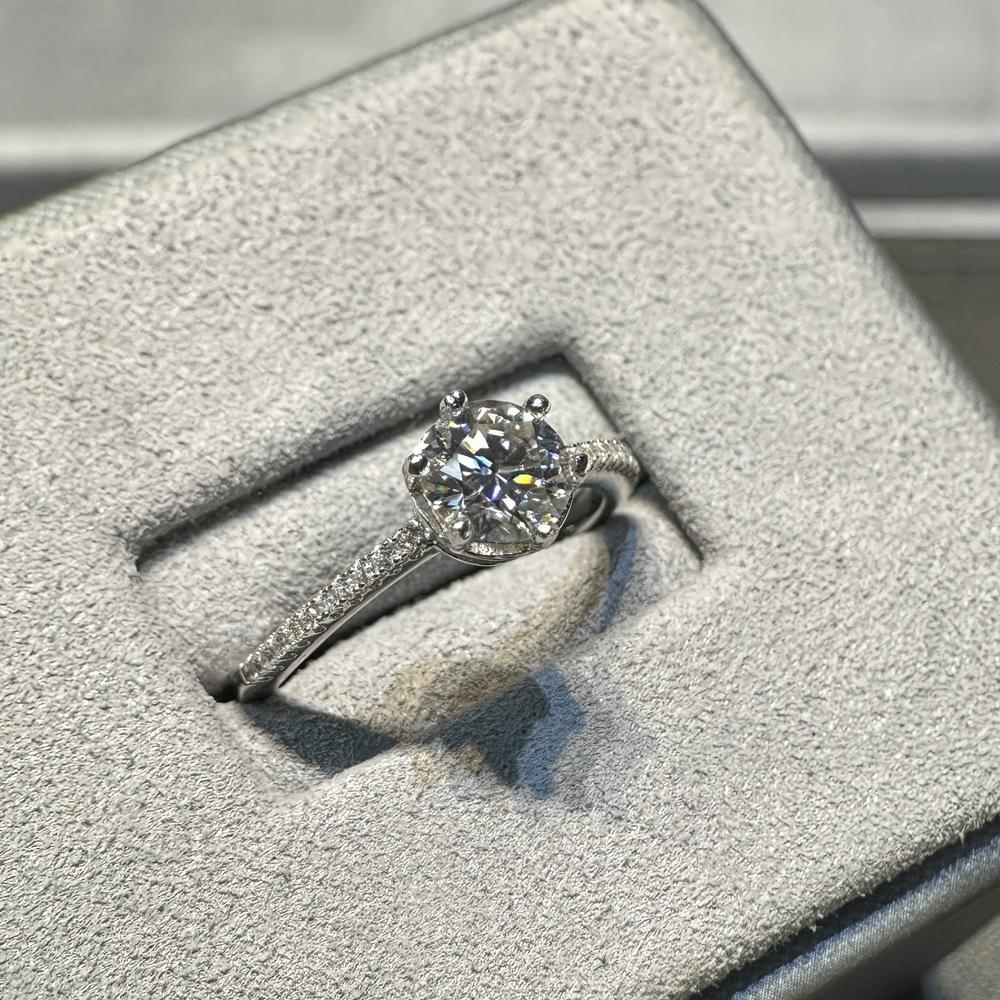 Vinregem Classico Anello in Argento Sterling 925 100% 3EX VVS1 Colore D Taglio Rotondo 6,5 MM 1CT Diamanti Moissanite Veri Matrimonio Fidanzamento Gioielleria Fine Regali