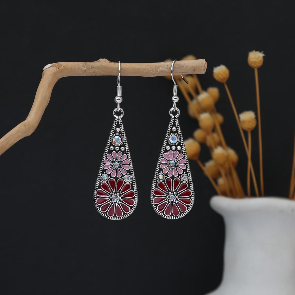 Retro Ethnic Tassel Dangle Earrings with a Cute and Artistic Flair