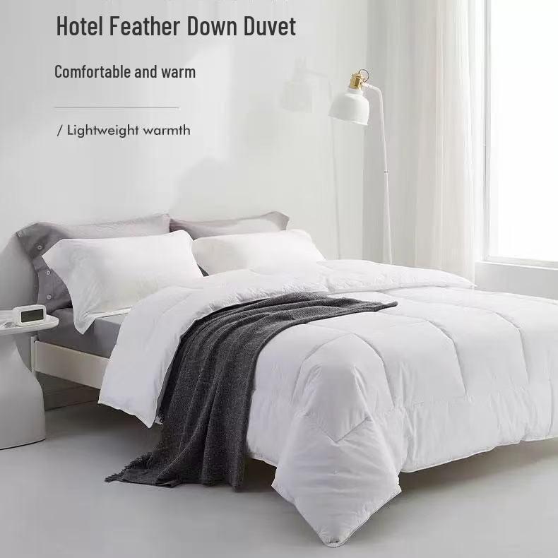 All-Season Cotton Quilt: Thick Brushed Feather Velvet Quilt for Hotels and Homestays