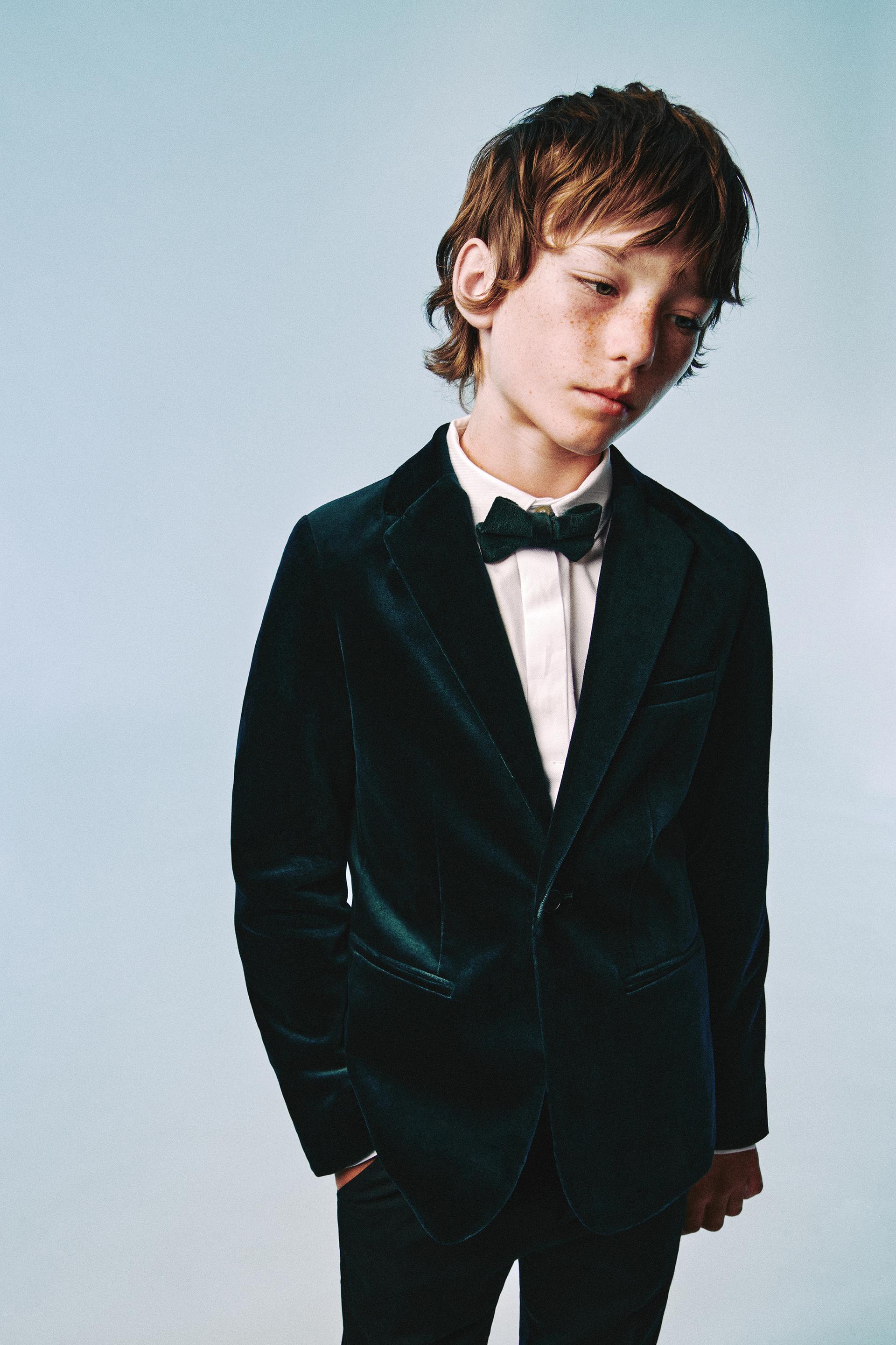 

БАРХАТНЫЙ ПИДЖАК