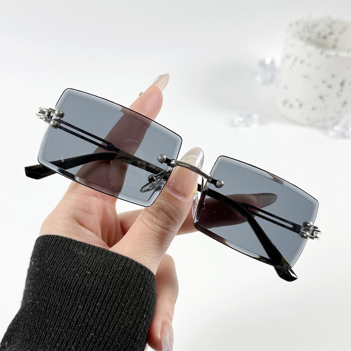 

Trendy Women s Frameless Square Sunglasses with Multi-Color Ocean Lenses